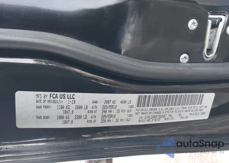 2019 Jeep Compass Altitude 4X4 from USA, damaged, VIN 3C4NJDBB2KT682667